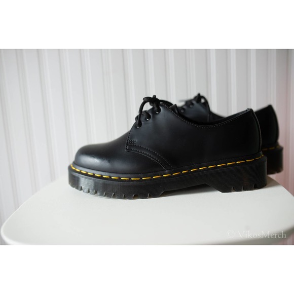 DR MARTENS 1461 WOMEN'S LEATHER OXFORD SHOES 8 - Picture 2 of 6